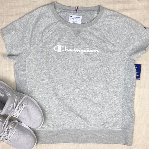 💥FINAL SALE💥 Champion Women’s Shirt Size Large - Picture 2 of 6
